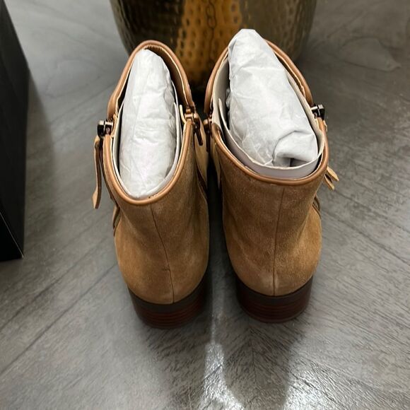 Naturalizer Robyn Golden Caramel Suede (Wide) - Picture 9 of 12